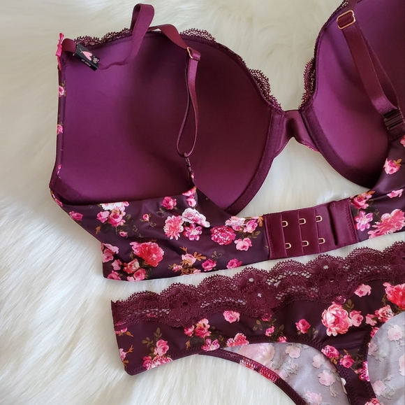 VICTORIA'S SECRET PUSH-UP BRA 36D + VS THONG PANTY M - Picture 8 of 11